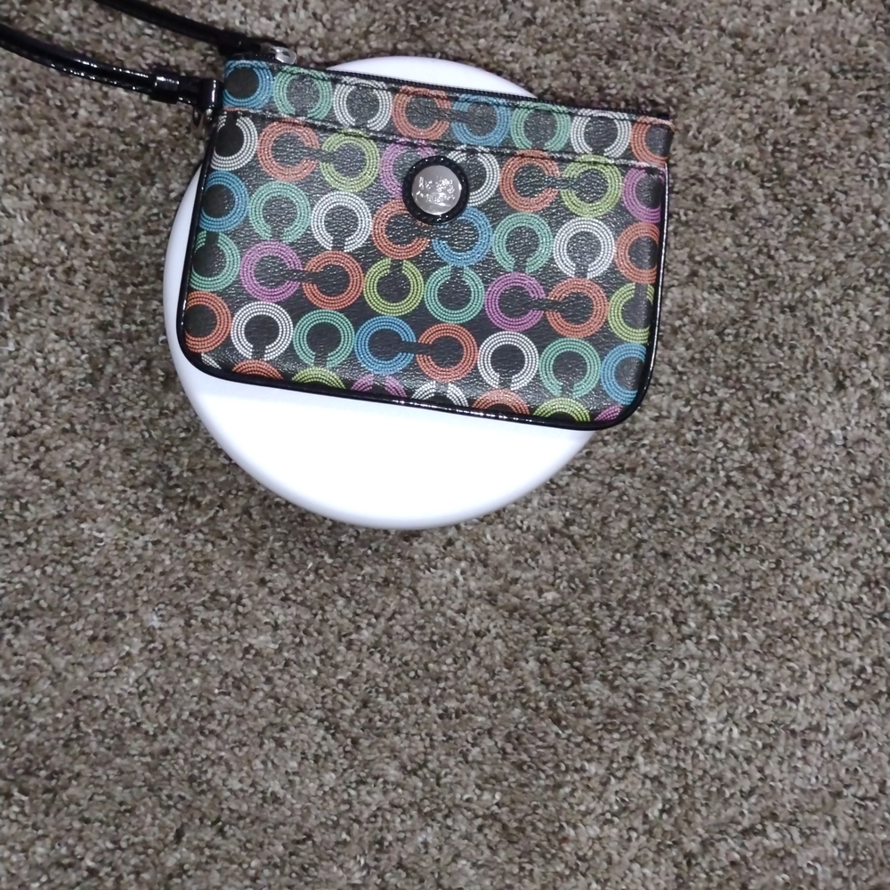 Coach DOTTED "C" Mulitcolor Wristlet NWOT - Picture 10 of 16